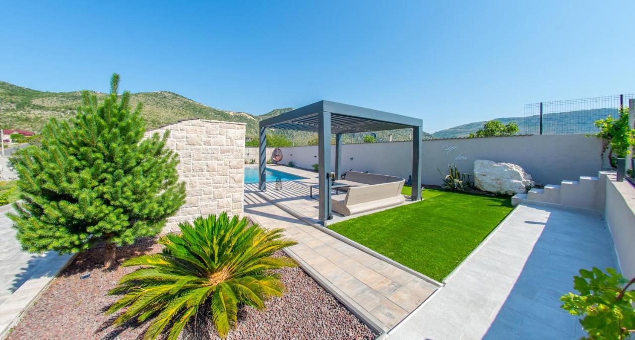 Villa Carpe Diem - With Private Pool Mostar Bagian luar foto