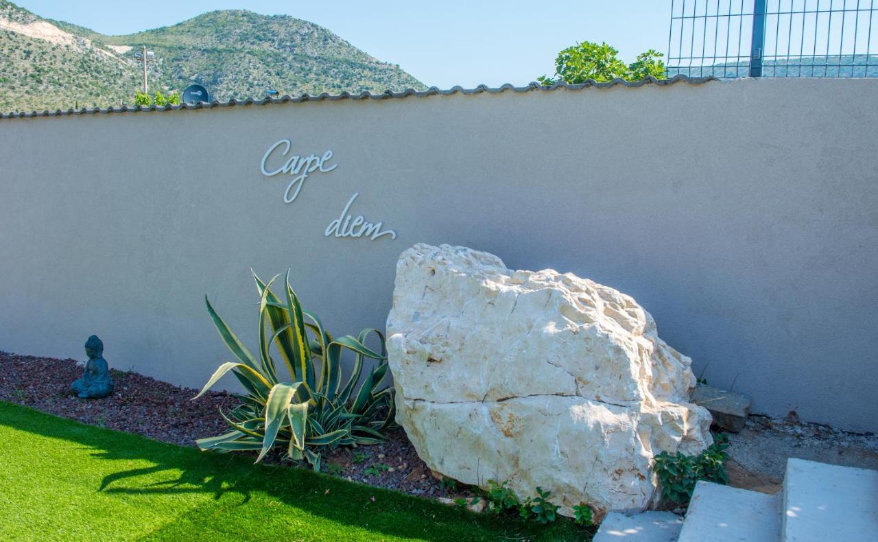 Villa Carpe Diem - With Private Pool Mostar Bagian luar foto