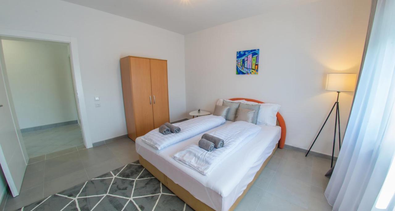 Villa Carpe Diem - With Private Pool Mostar Bagian luar foto
